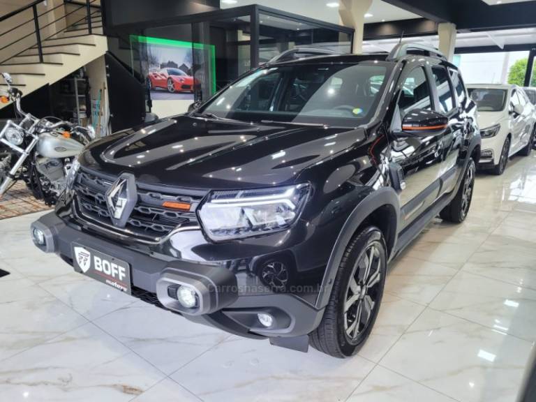 RENAULT - DUSTER - 2024/2025 - Preta - R$ 134.500,00