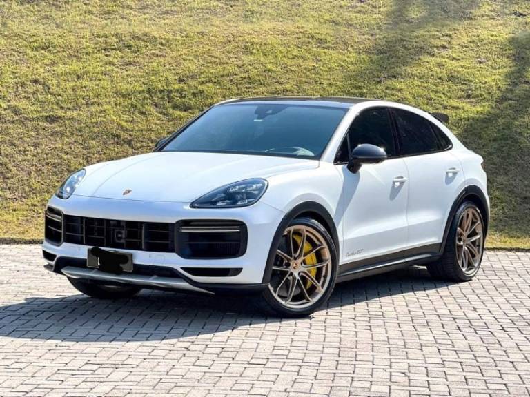 PORSCHE - CAYENNE - 2023/2023 - Branca - R$ 1.290.990,00