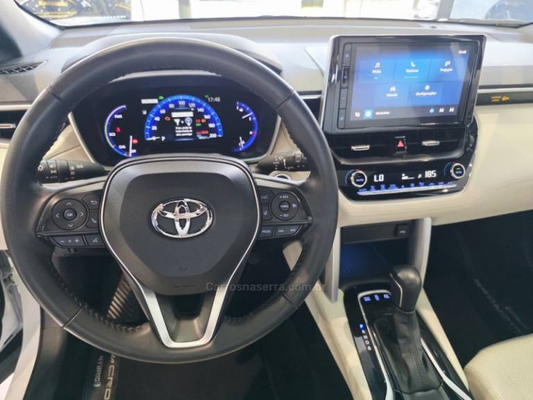 TOYOTA - COROLLA - 2023/2023 - Branca - R$ 173.900,00