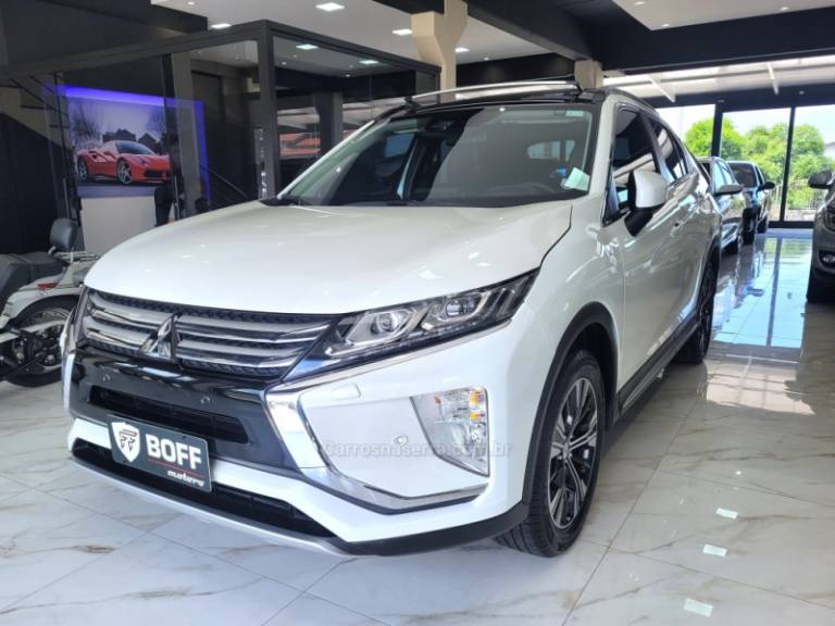 MITSUBISHI - ECLIPSE CROSS - 2021/2022 - Branca - R$ 151.900,00