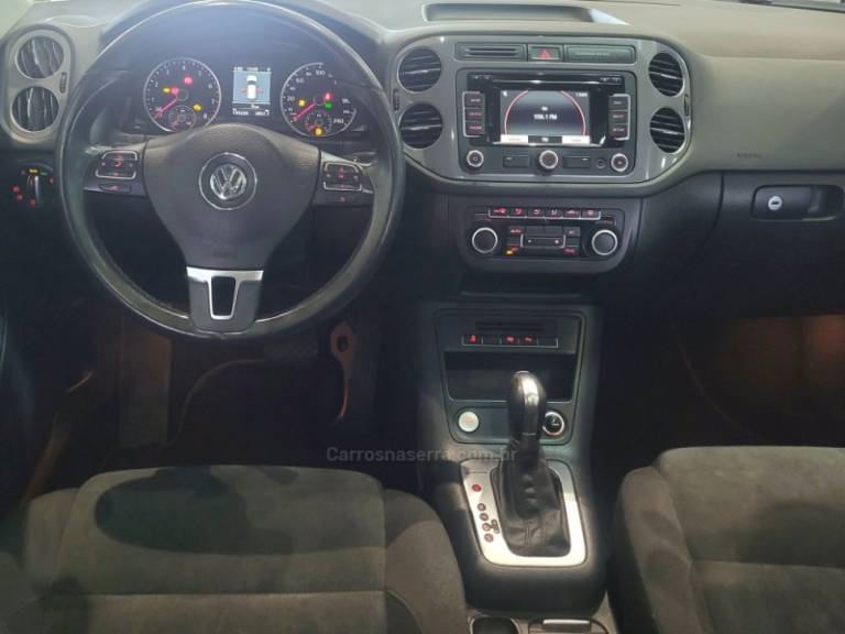 VOLKSWAGEN - TIGUAN - 2011/2012 - Prata - R$ 65.900,00