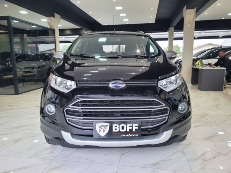 FORD - ECOSPORT - 2016/2017 - Preta - R$ 67.900,00