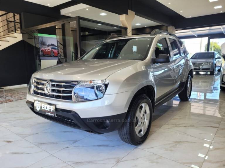 RENAULT - DUSTER - 2014/2015 - Prata - R$ 54.990,00