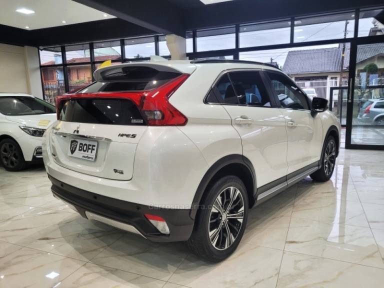 MITSUBISHI - ECLIPSE CROSS - 2021/2021 - Branca - Sob Consulta