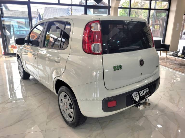 FIAT - UNO - 2012/2013 - Branca - R$ 35.990,00