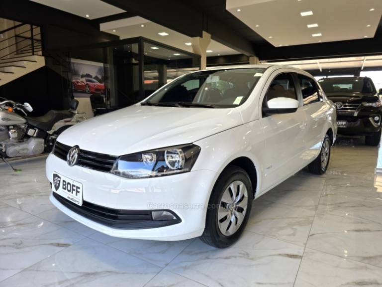 VOLKSWAGEN - VOYAGE - 2013/2013 - Branca - R$ 33.900,00