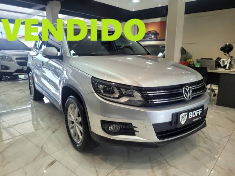 VOLKSWAGEN - TIGUAN - 2011/2012 - Prata - Sob Consulta